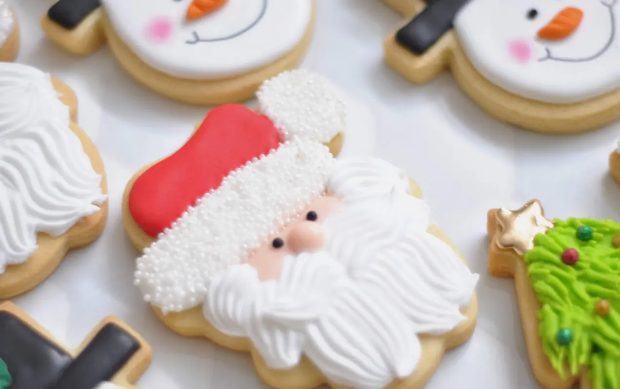 caja de galletas navideñas heladas