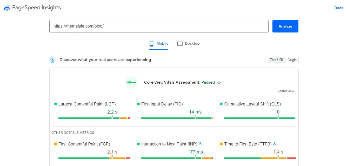 تقييم أساسيات الويب في Google PageSpeed ​​Insights.