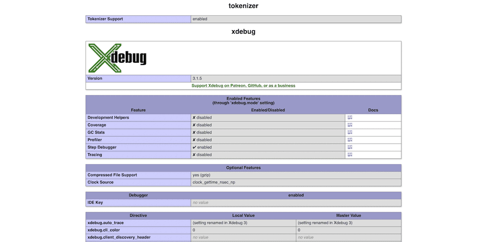 ブラウザー内の PHP 情報ファイル。Xdebug ロゴと