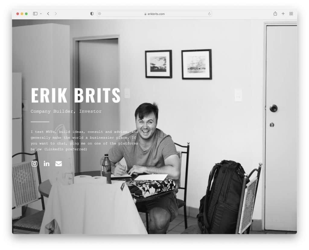 site-ul web erik brits carrd