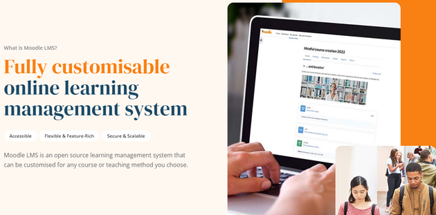 Moodle LMS ホームページ、「完全にカスタマイズ可能なオンライン学習管理システム」のスクリーンショット