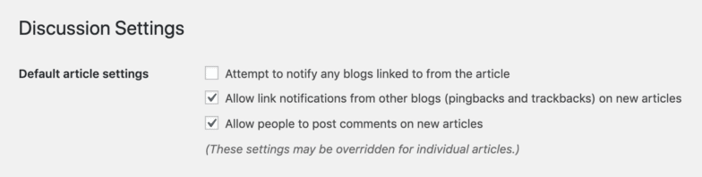 Imagen de la configuración de debate. Hay 3 enumerados, pero los 2 que están marcados son "Permitir notificaciones de enlaces de otros blogs (pingbacks y trackbacks) en artículos nuevos" y "Permitir que las personas publiquen comentarios en artículos nuevos".