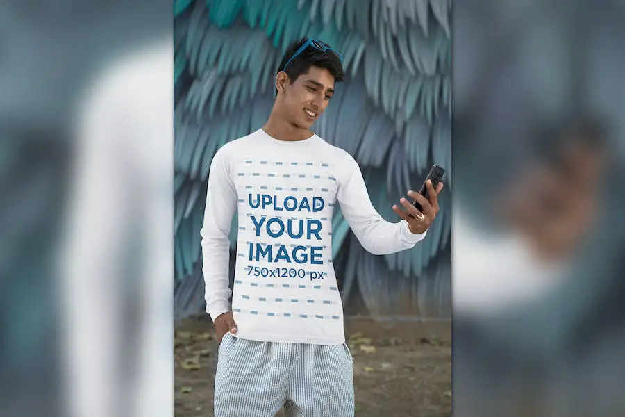 เสื้อยืดแขนยาว Bella Canvas Mockup of a Happy Man -