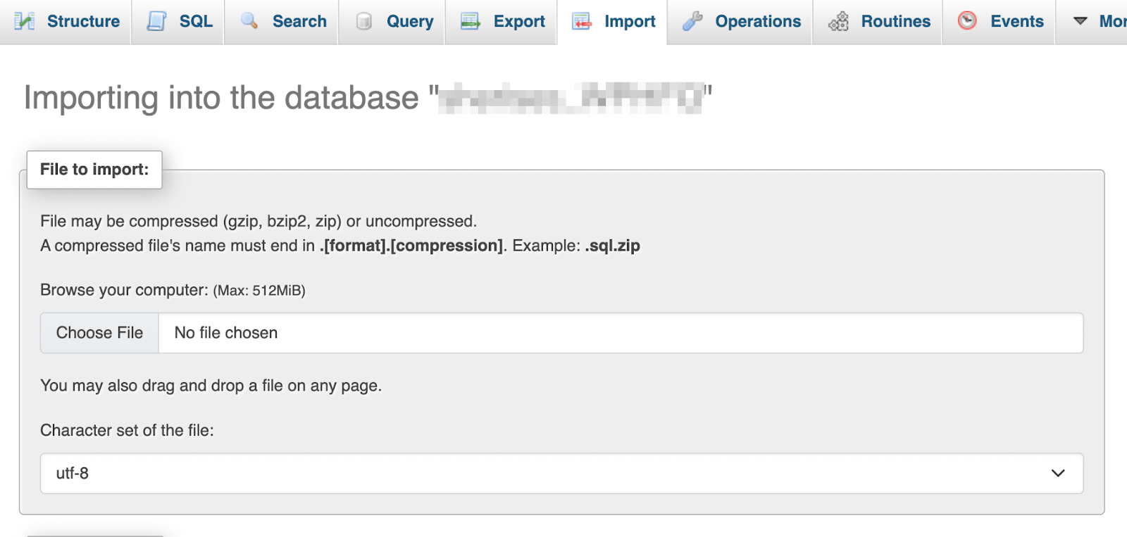 Em seguida, navegue até a guia Importar. Clique em Escolher arquivo e selecione a cópia do banco de dados que você criou na seção anterior. Certifique-se de que seu formato esteja definido como SQL.