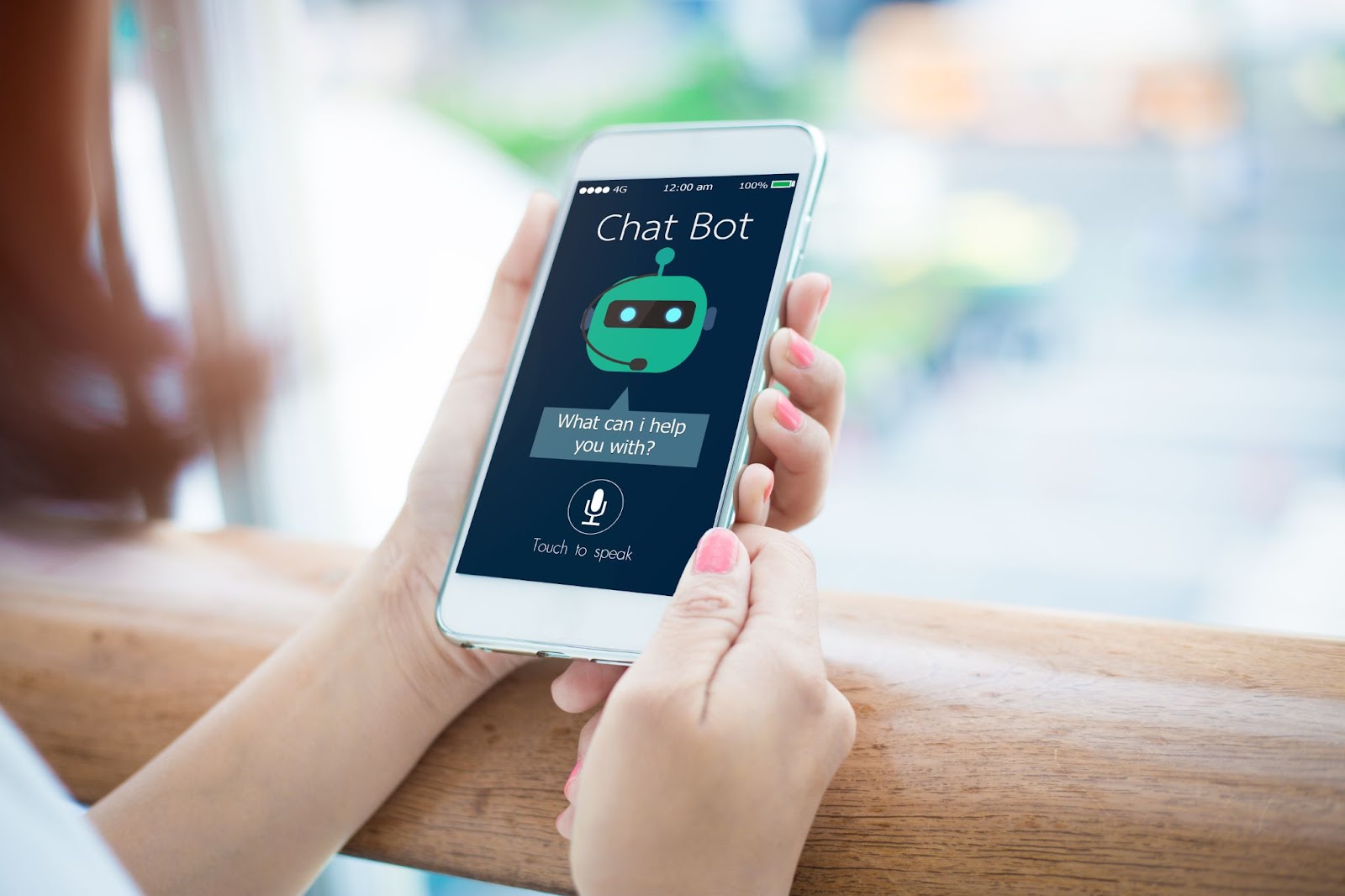 conversazione con chat bot su un telefono