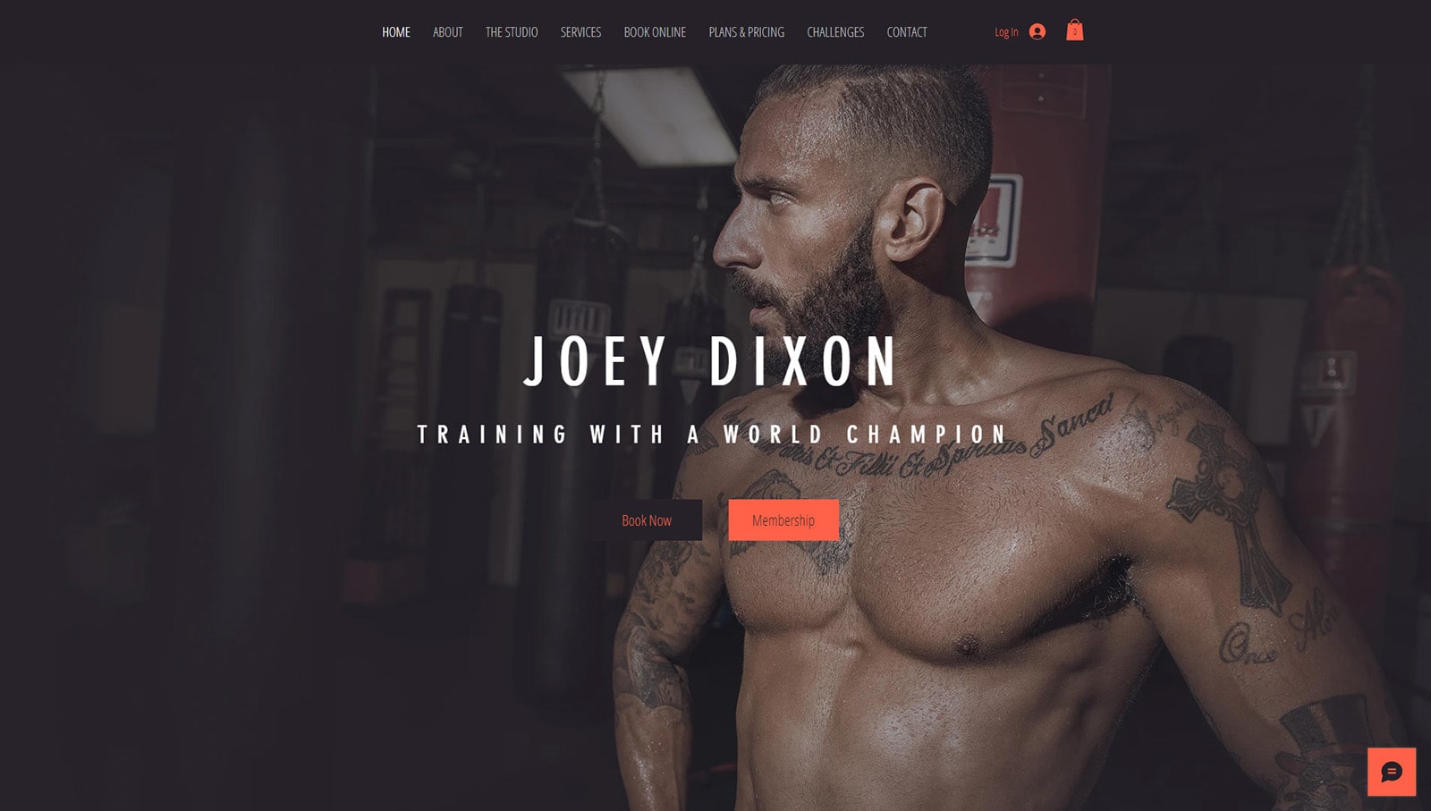 Visual Joey Dixon, template Wix yang menawarkan desain situs gym responsif.