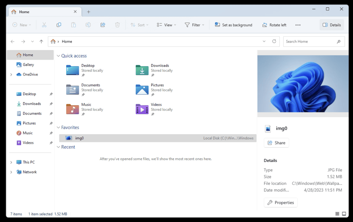 File Explorer Windows yang khas.