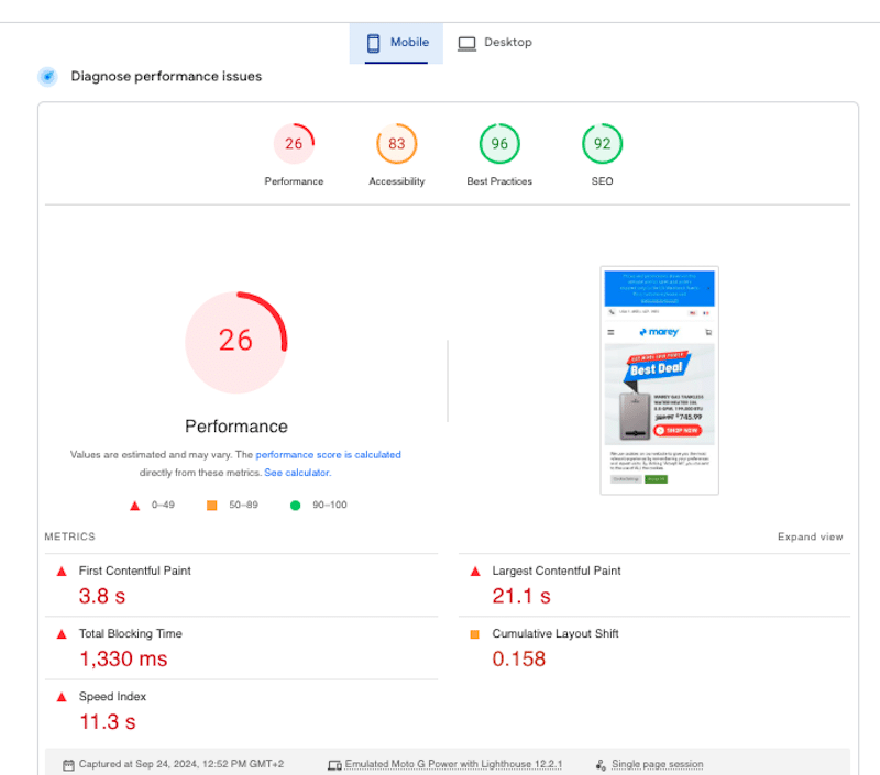 A auditoria se concentra em Core Web Vitals e outras métricas importantes de desempenho, e a seção Oportunidades destaca sugestões acionáveis, como otimização de imagens, eliminação de recursos de bloqueio de renderização, uso de cache e minimização de JavaScript não utilizado.  