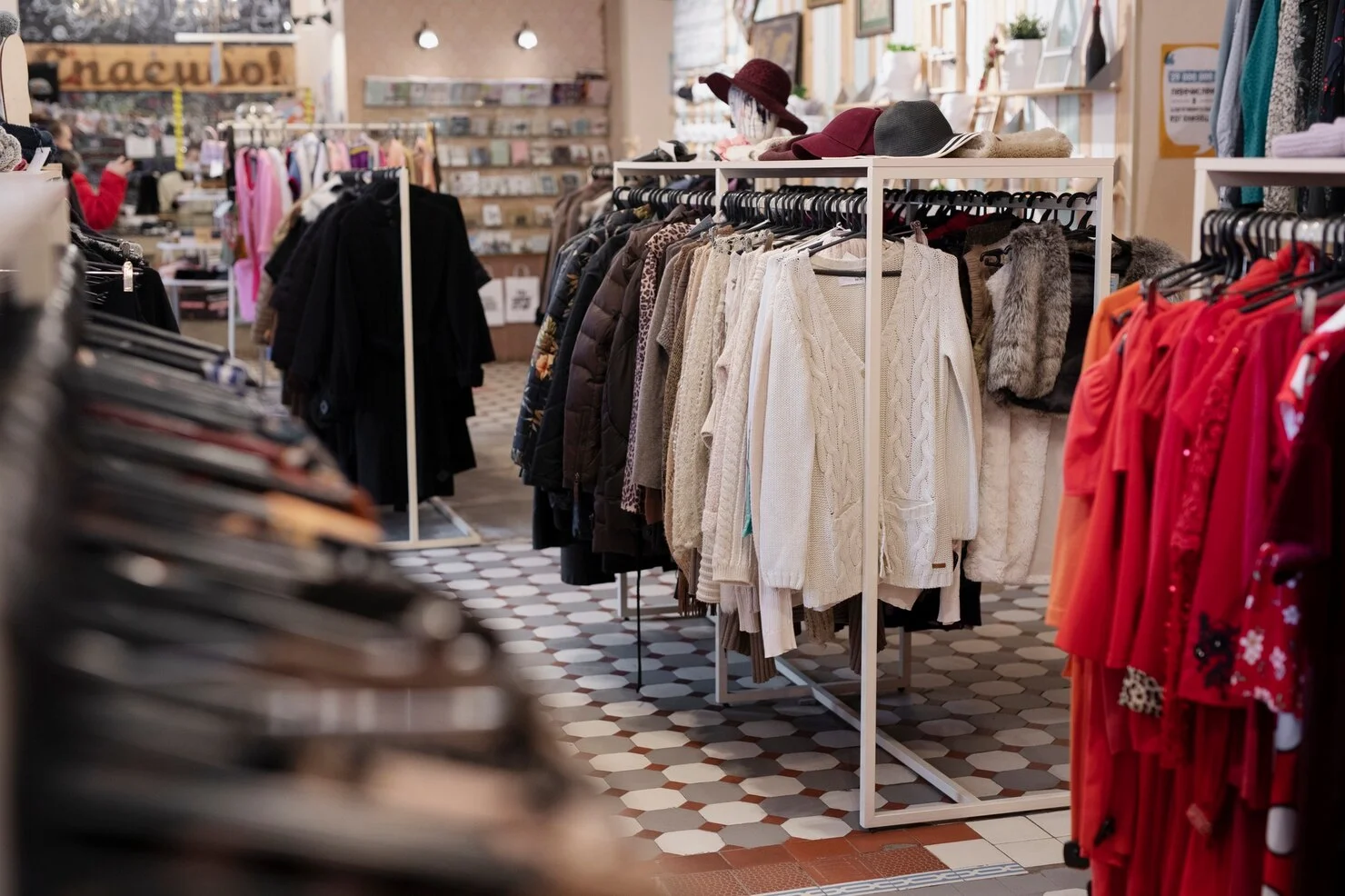 Tienda de ropa de moda femenina.